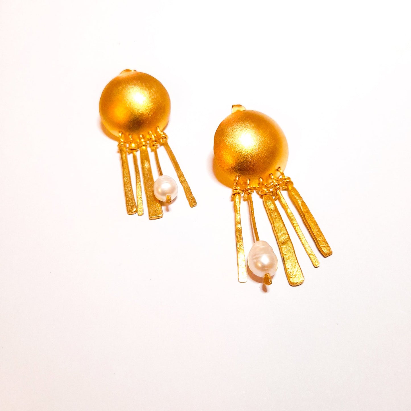 Amazona Drop Earrings - EviPsara