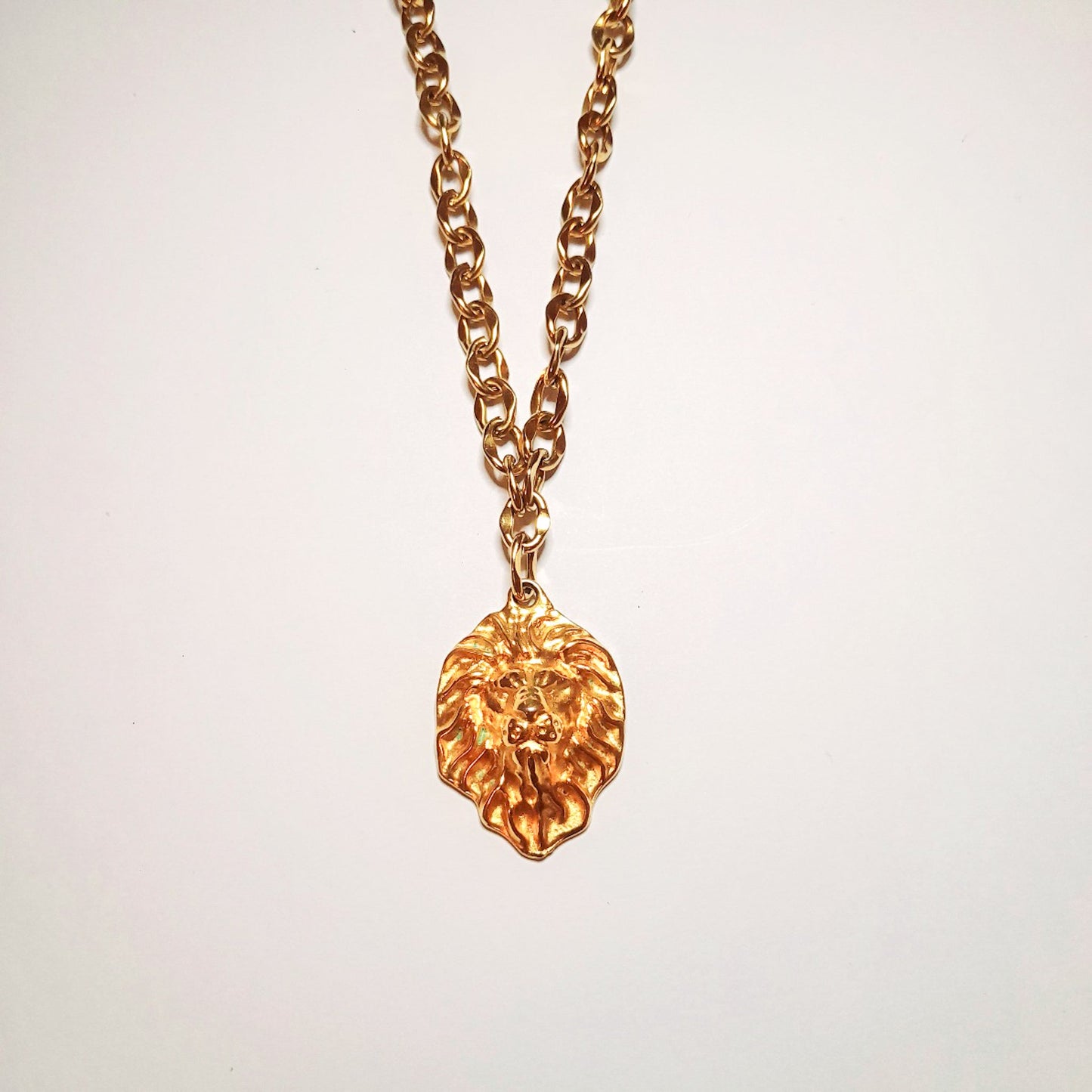 Lion Pendant - EviPsara