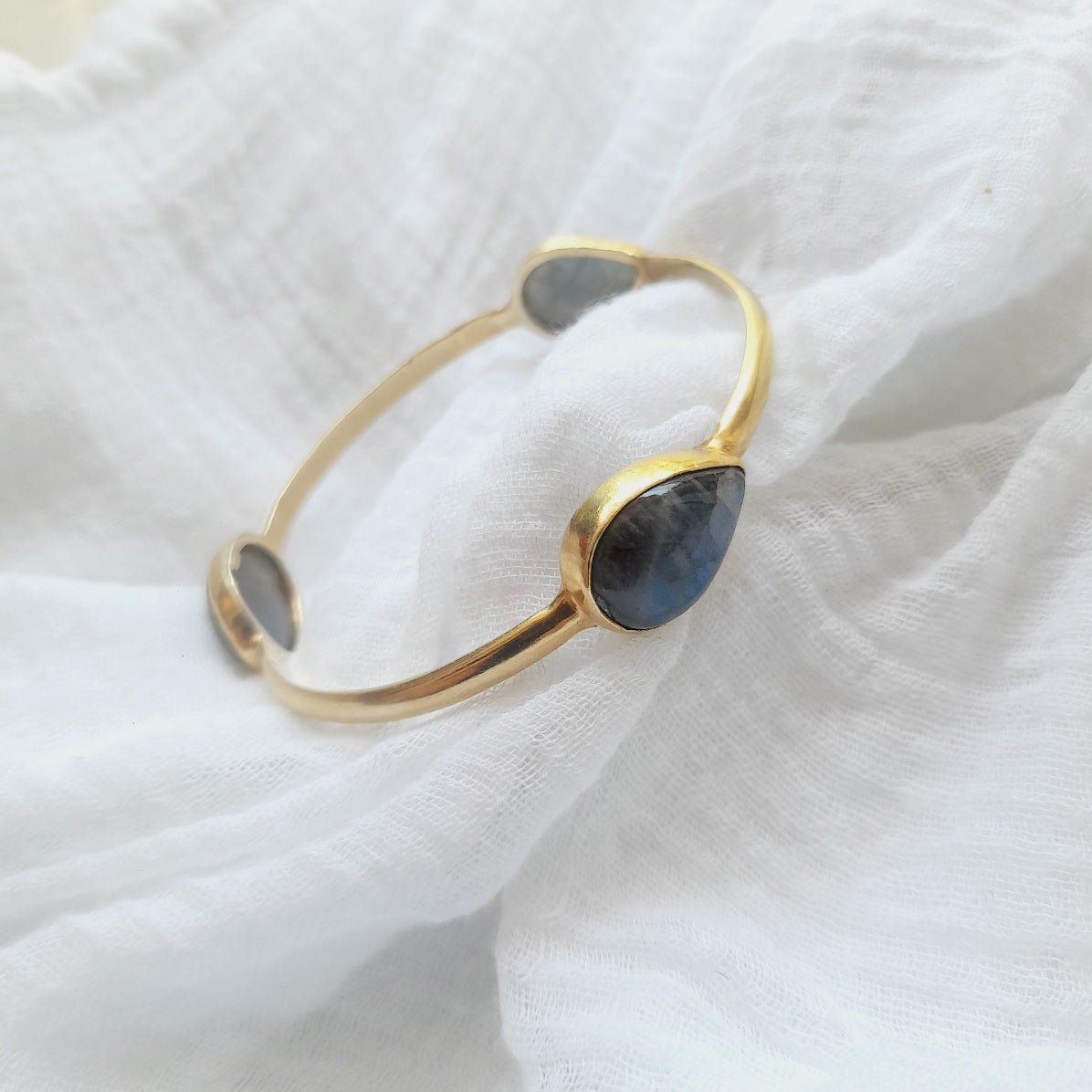 Oceaniss Labradorite Bangle - EviPsara